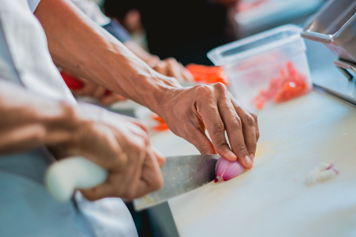 Curso de manipulação de alimentos: quem precisa e como fazer